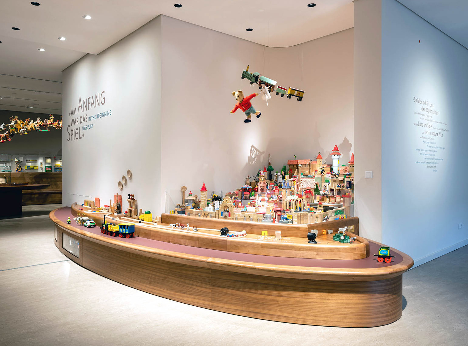 Eingangsbereich des Spielzeugmuseum | Fotoaufnahme des Spielzeugmuseums